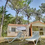 Feriehus Gorgeous In With Heated Swimming Pool